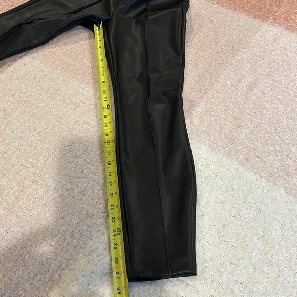 Banana Republic Vegan Leather Pants - Picture 4 of 9